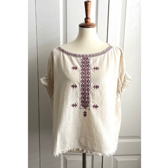 Zara Tops - Zara Basic Cream Top Sz Sm Fringe Red Embroidery